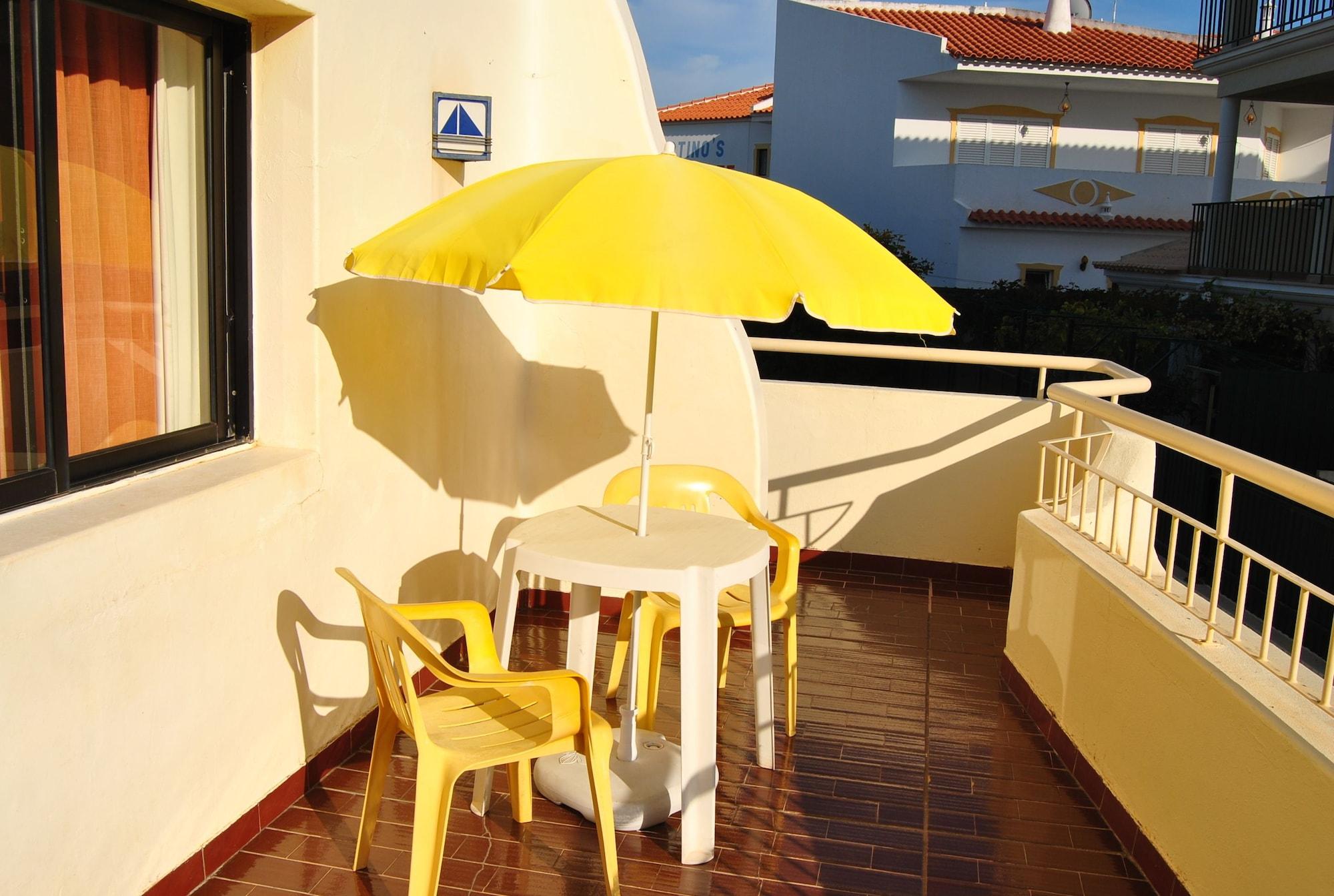 Apartamentos Olhos Do Mar Albufeira Extérieur photo