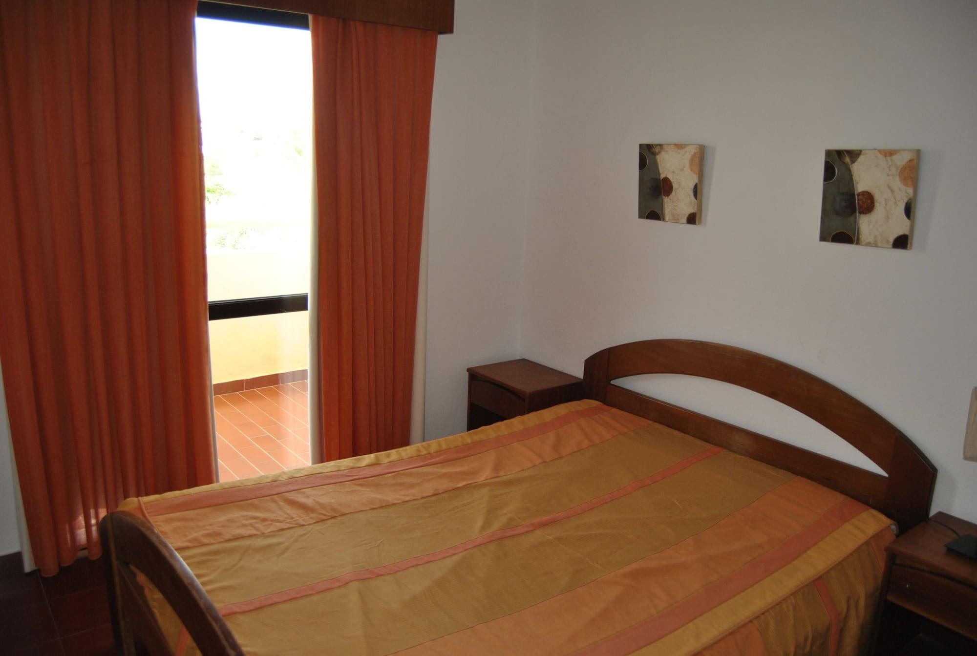 Apartamentos Olhos Do Mar Albufeira Extérieur photo