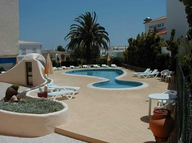 Apartamentos Olhos Do Mar Albufeira Extérieur photo